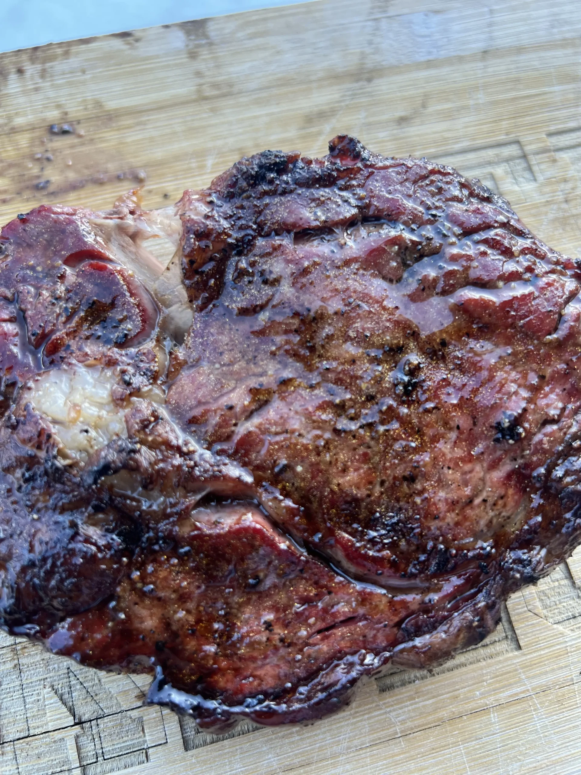 Read more about the article Goldfinger Ribeye Steak